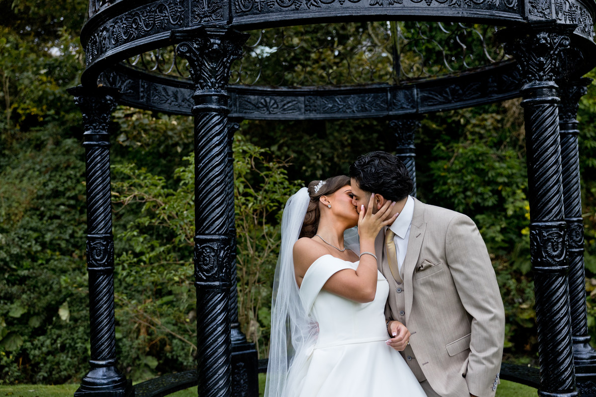 ?   ?wedding photographer belfast