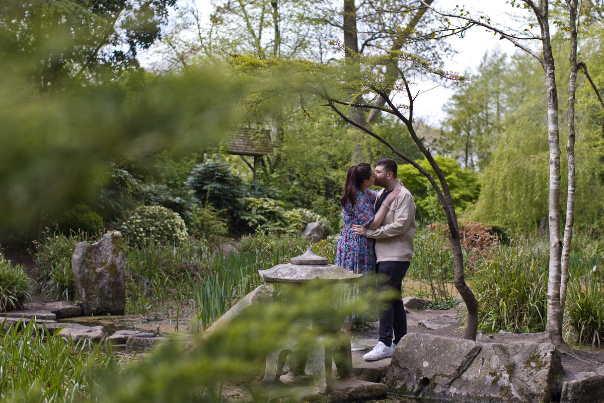 engagement photographer lady dixon park