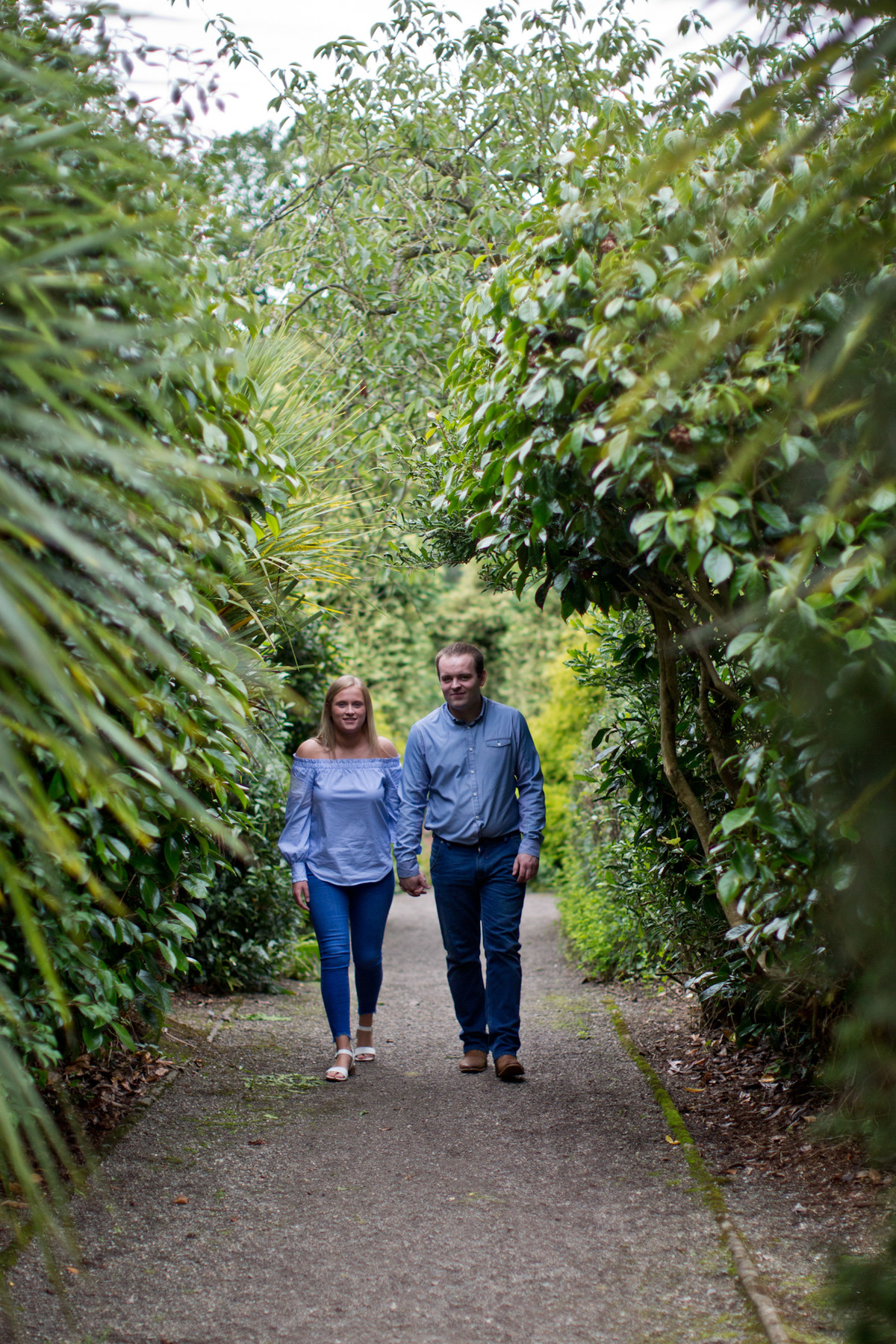 engagement photography sarah and gavin in Lady Dixon Park 